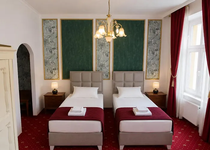 Viki Hotel 3*